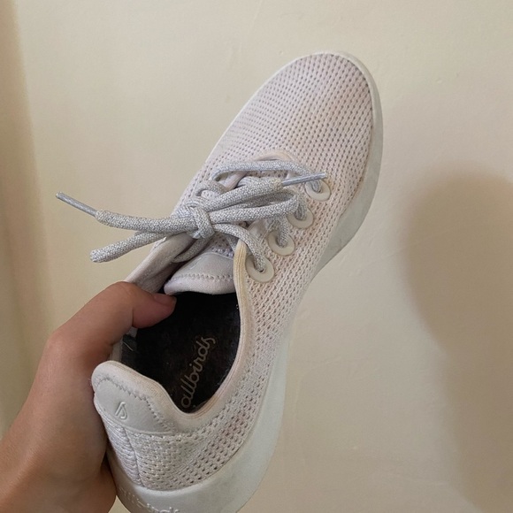 Allbirds Women’s Tree Runners Size 8 White TR W8 Sustainable Everyday Sneaker - Picture 7 of 8